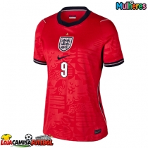 Camisa de Futebol Inglaterra Harry Kane #9 Equipamento Secundário Mulheres Mundo 2026 Manga Curta